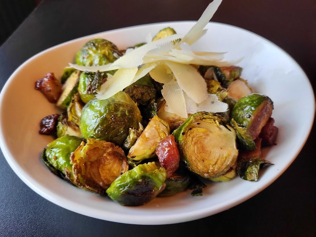 Downtown 124 Kitchen and Cocktails | restaurant | 124 N Park Ave, Warren, OH 44481, USA | 2346005273 OR +1 234-600-5273