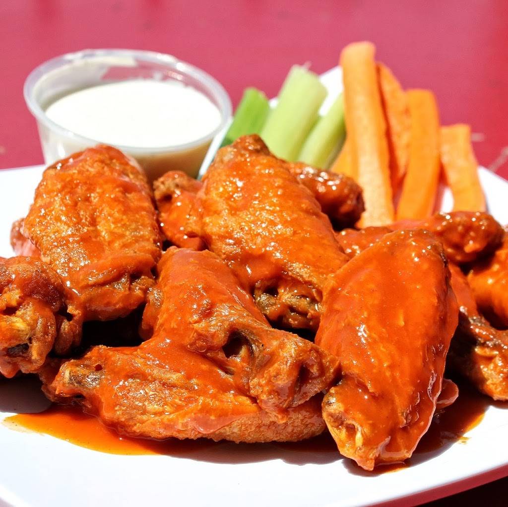 Wings Empire | restaurant | 909 S Euclid St, Anaheim, CA 92802, USA | 7148294603 OR +1 714-829-4603