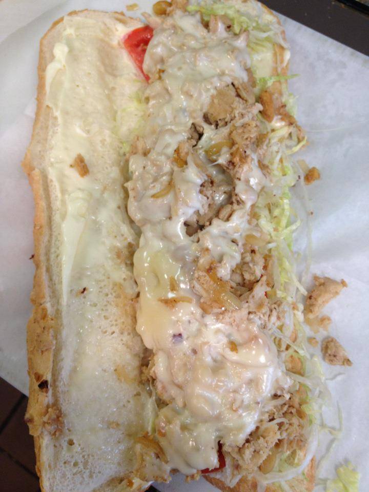 Christinas Subs and Roti Shop | restaurant | 6384 Coventry Way, Clinton, MD 20735, USA | 3018685750 OR +1 301-868-5750