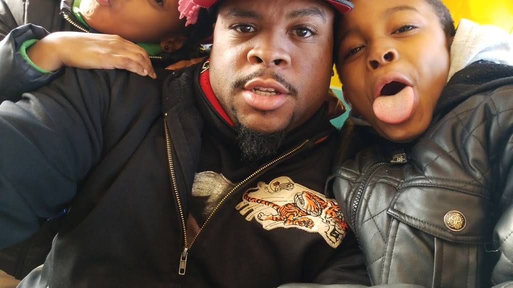 Tony’s Philly Steak | restaurant | 1757 W 87th St, Chicago, IL 60620, USA | 7736148684 OR +1 773-614-8684