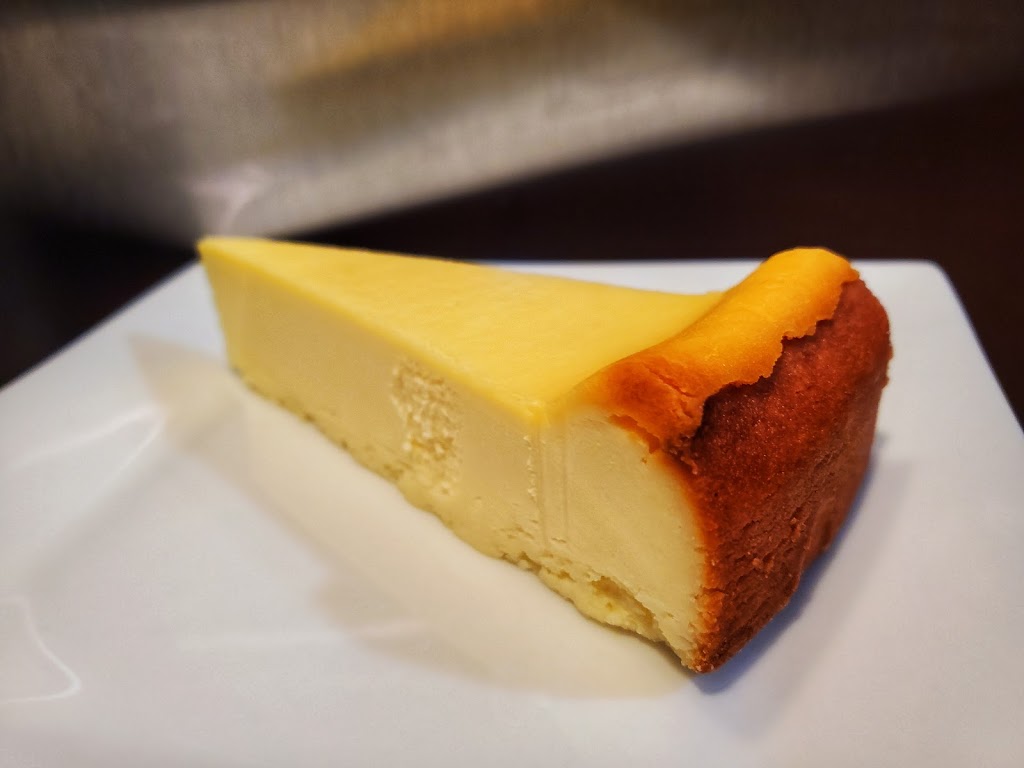 Onigilly | restaurant | 90 Charter Oak Ave, San Francisco, CA 94124, USA | 4155798225 OR +1 415-579-8225