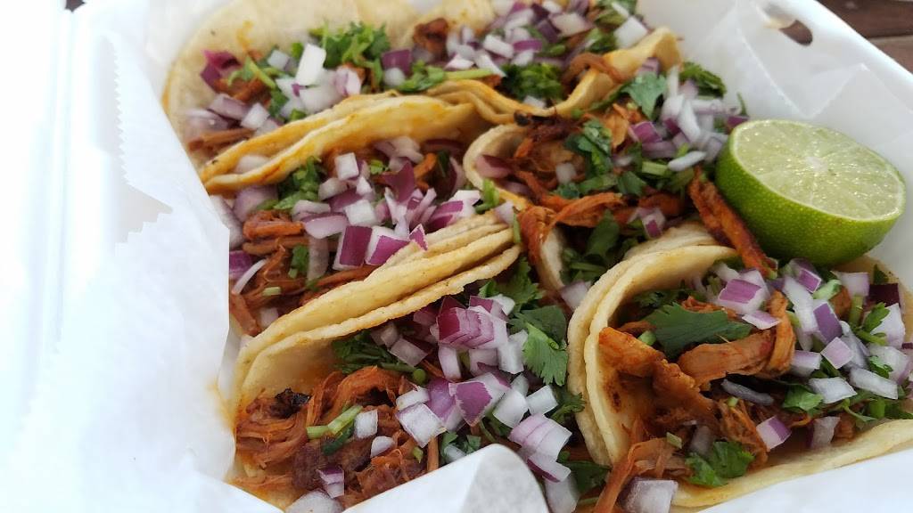 King Louis Tacos | restaurant | 85 N Wilson Rd, Columbus, OH 43204, USA | 6143162467 OR +1 614-316-2467