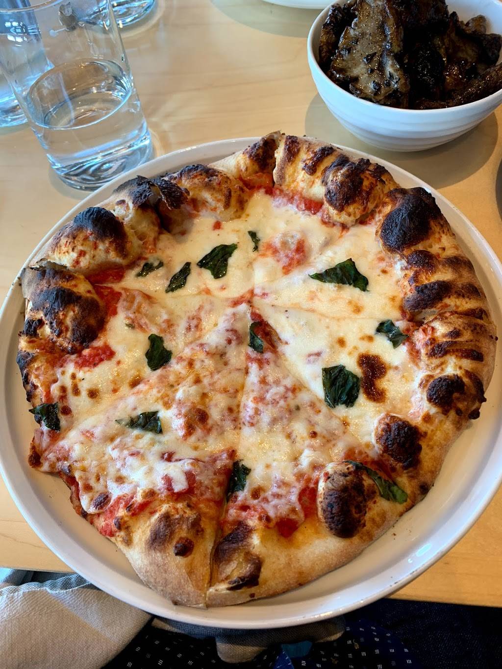 The Woods | restaurant | 3330 Brighton Blvd, Denver, CO 80216, USA | 7204091600 OR +1 720-409-1600