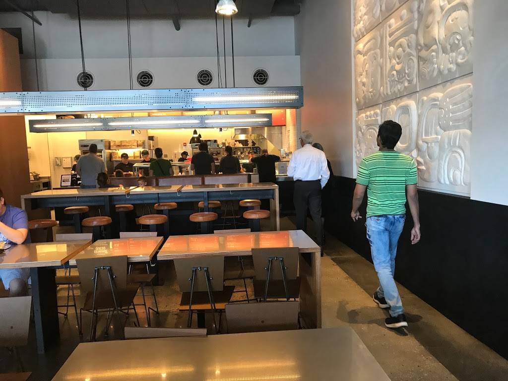 Chipotle Mexican Grill | restaurant | 115 Mill Plain Rd, Danbury, CT 06811, USA | 2037302220 OR +1 203-730-2220