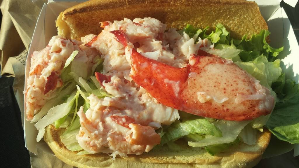 McDonalds | cafe | 333 Montvale Ave, Woburn, MA 01801, USA | 7819338927 OR +1 781-933-8927