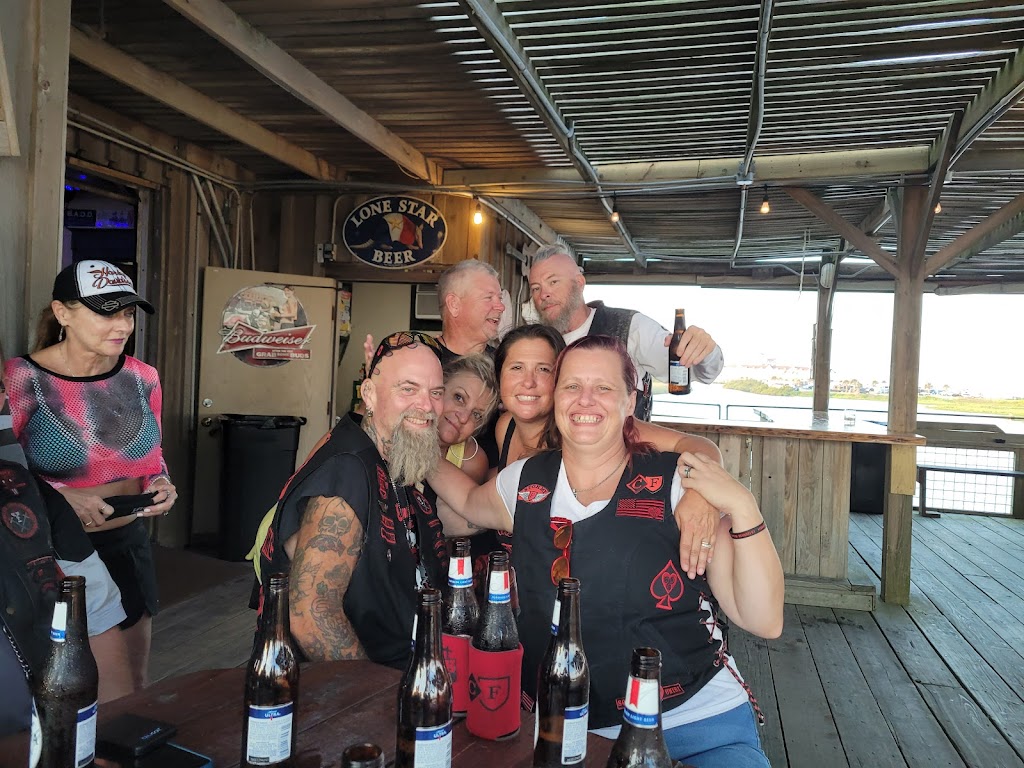 Woodys Bar | restaurant | 11149 Termini-San Luis Pass Rd, Galveston, TX 77554, USA | 4097406969 OR +1 409-740-6969