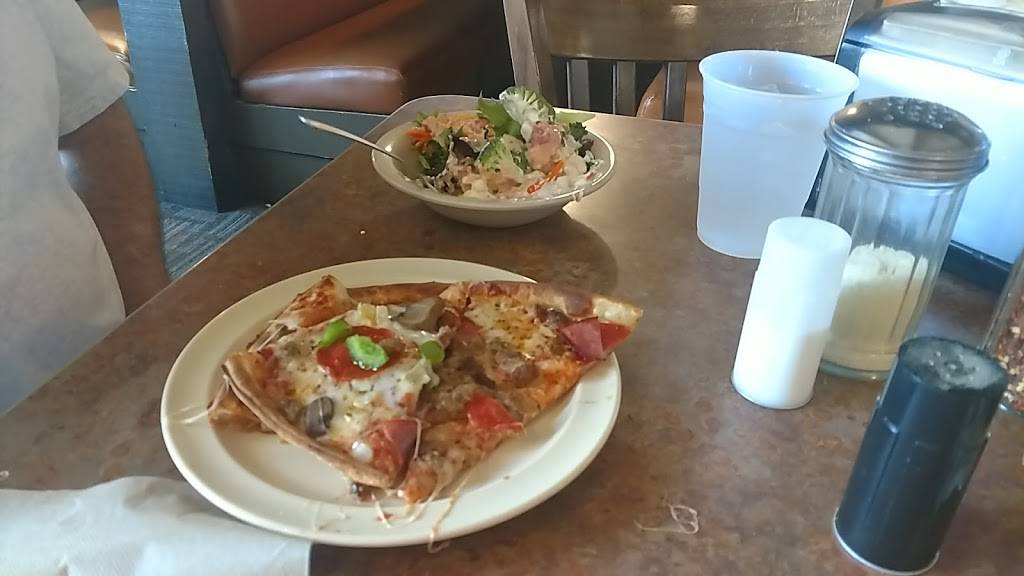 Village Inn Pizza Viewmont | restaurant | 1021 2nd St NE, Hickory, NC 28601, USA | 8283222929 OR +1 828-322-2929