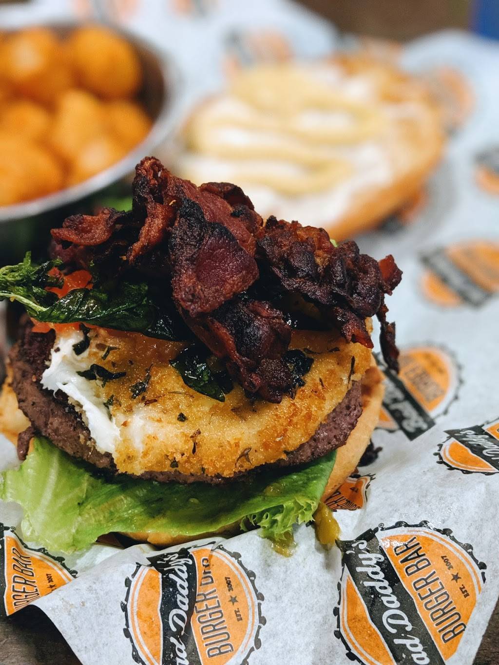 Bad Daddys Burger Bar | restaurant | 1232 S Hover St Ste B300, Longmont, CO 80501, USA | 3038484194 OR +1 303-848-4194