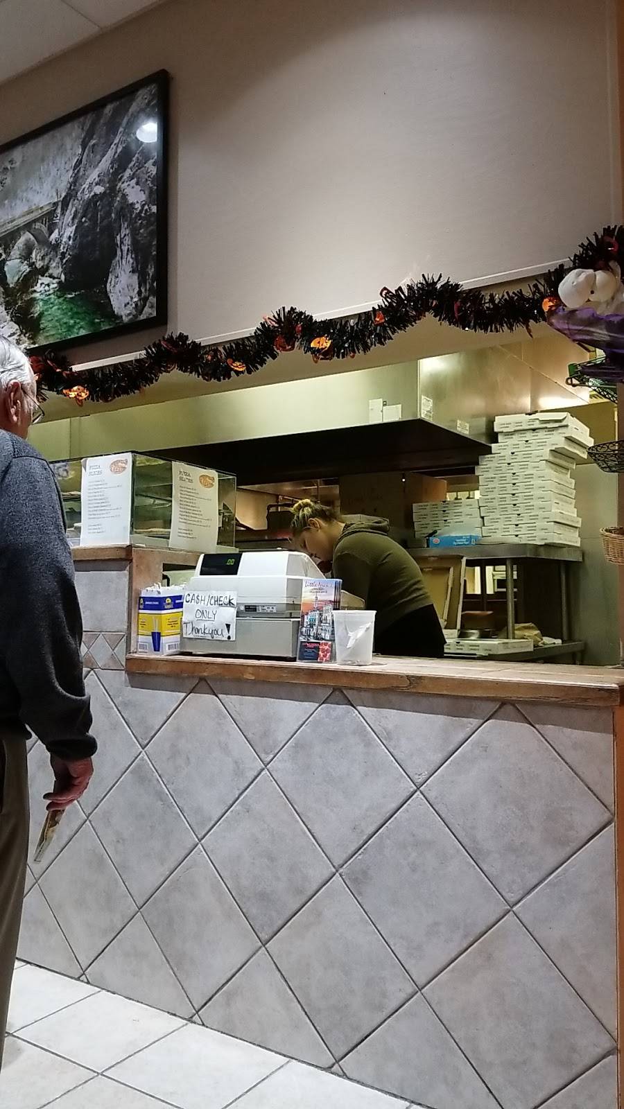 Little Nicks Pizza & Pasta | restaurant | 14 Chestnut Hill Rd, Norwalk, CT 06851, USA | 2038498419 OR +1 203-849-8419