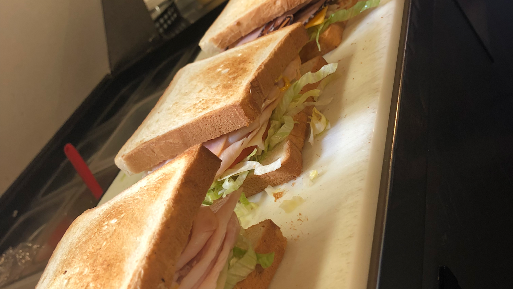 Karkar’s Deli | restaurant | 25287 Sherwood Rd, Willits, CA 95490, USA | 7075019221 OR +1 707-501-9221