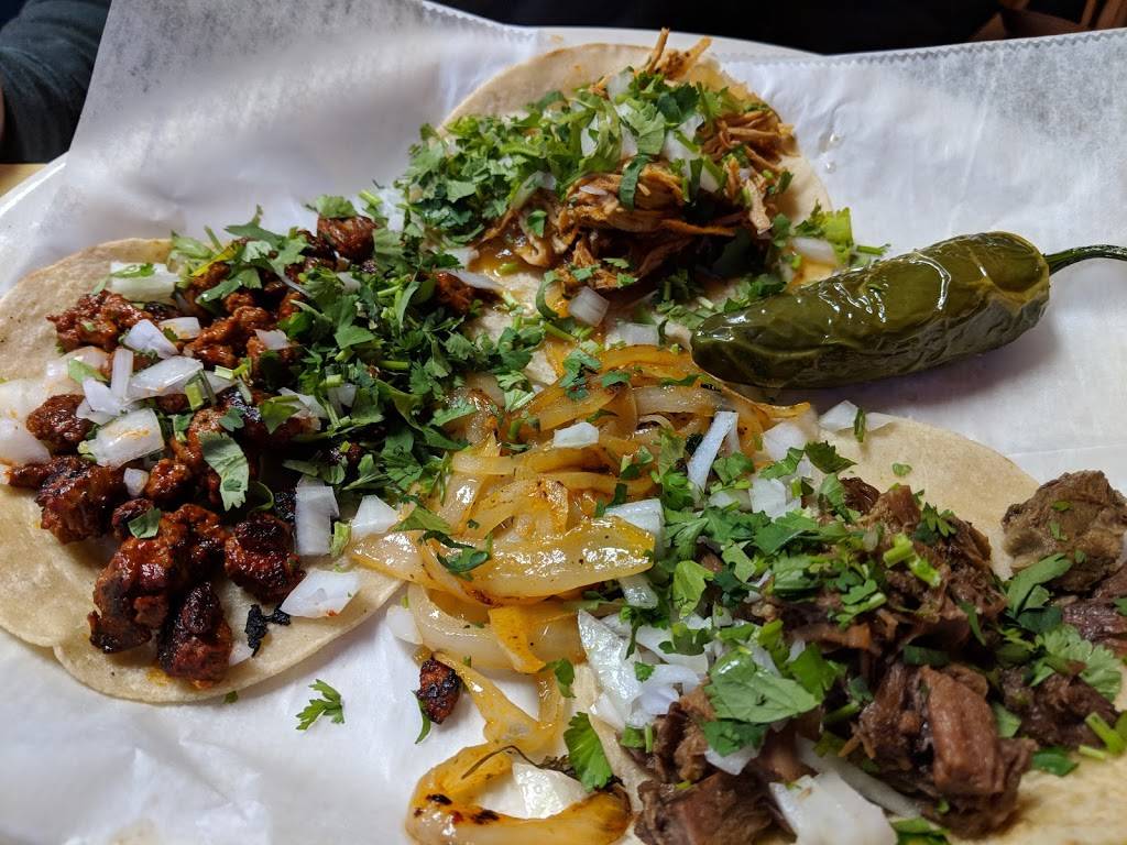 El Molcajete Restaurante | restaurant | 1204 Mt Gallant Rd, Rock Hill, SC 29732, USA | 8033240106 OR +1 803-324-0106