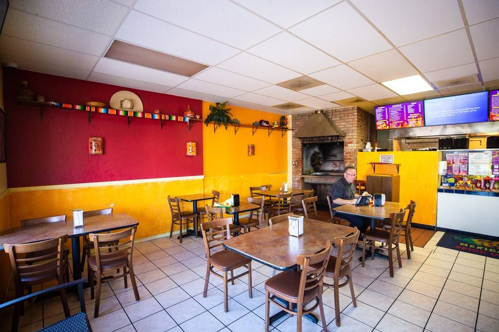 Chile Peppers Mexican Eatery | restaurant | 10425 Tierrasanta Blvd, San Diego, CA 92124, USA | 8585036750 OR +1 858-503-6750