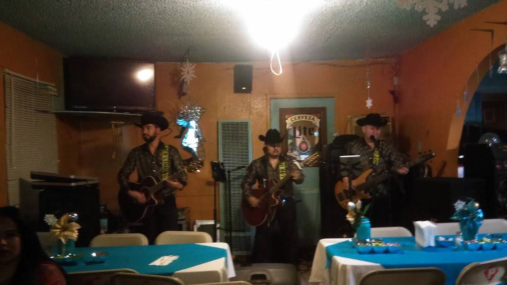 Mariscos Puerto Vallarta | restaurant | 2576 Mountain View Rd, El Monte, CA 91733, USA | 6264483631 OR +1 626-448-3631