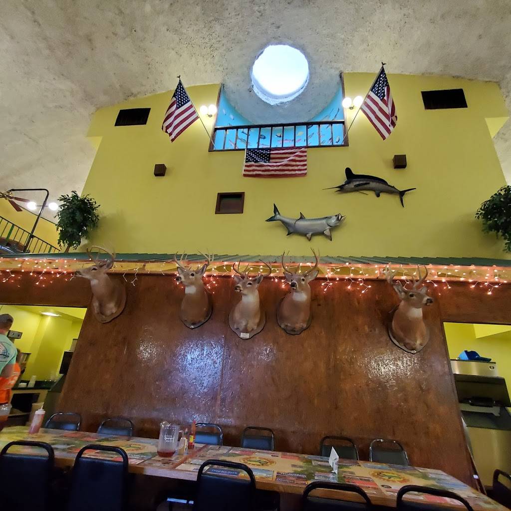 Jerrys Catfish House | restaurant | 3326 US 49, Florence, MS 39073, USA | 6018458860 OR +1 601-845-8860