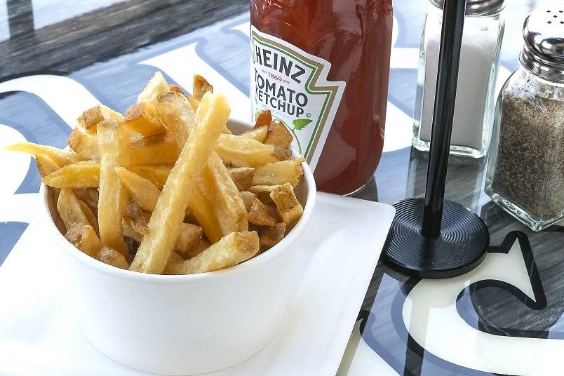 Grub House | restaurant | 4143 Lankershim Blvd, North Hollywood, CA 91602, USA | 8189803000 OR +1 818-980-3000