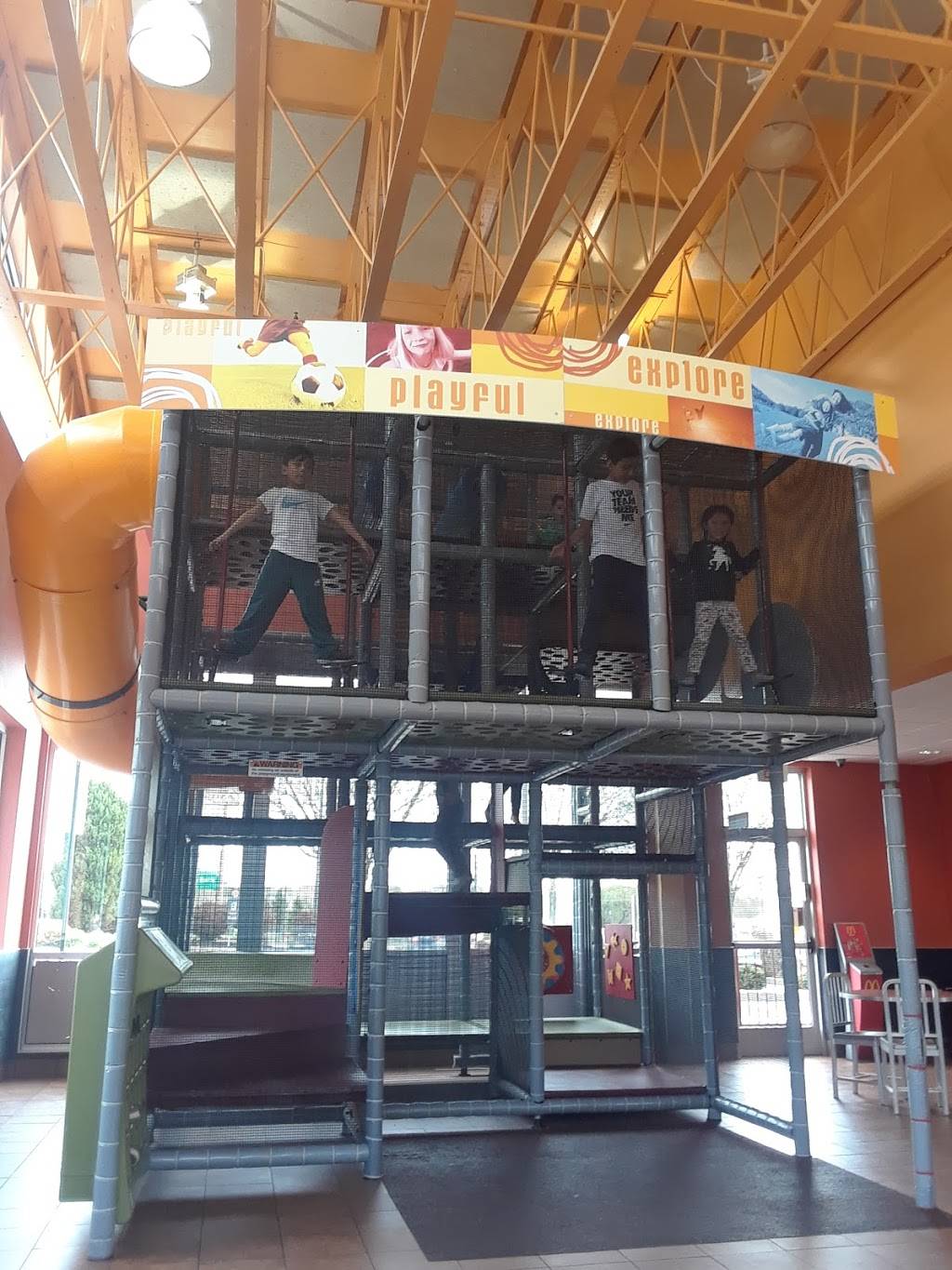 McDonalds | cafe | 399 Scarlet Rd New Garden Shopping Cntr, Kennett Square, PA 19348, USA | 6104443193 OR +1 610-444-3193