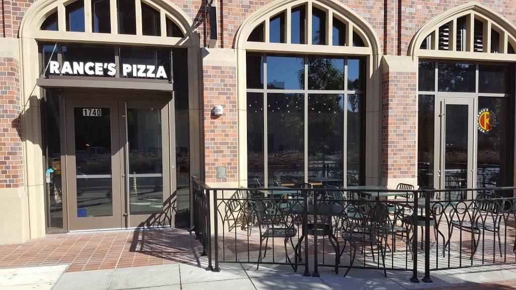 Rances Chicago Pizza | meal takeaway | 835 W Jefferson Blvd #1740, Los Angeles, CA 90089, USA | 3233298000 OR +1 323-329-8000