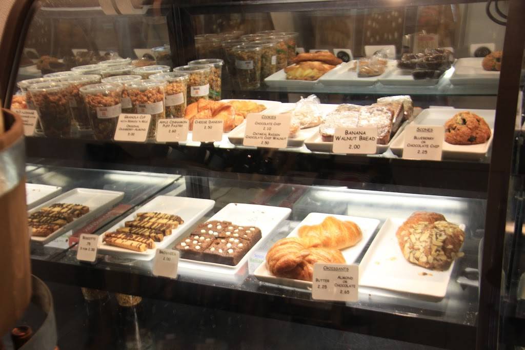 The Shack in the Back By The Bel-Air Restaurant | cafe | 662 N Sepulveda Blvd, Los Angeles, CA 90049, USA | 3104405546 OR +1 310-440-5546