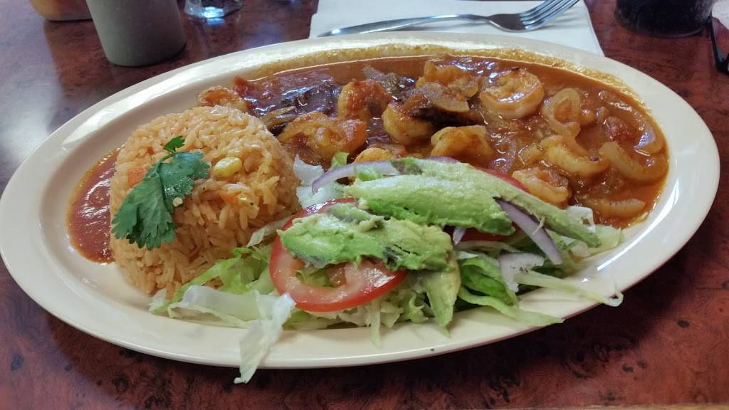 La Tortuga Feliz | restaurant | 330 S Budler Rd, Romeoville, IL 60446, USA | 8155243110 OR +1 815-524-3110