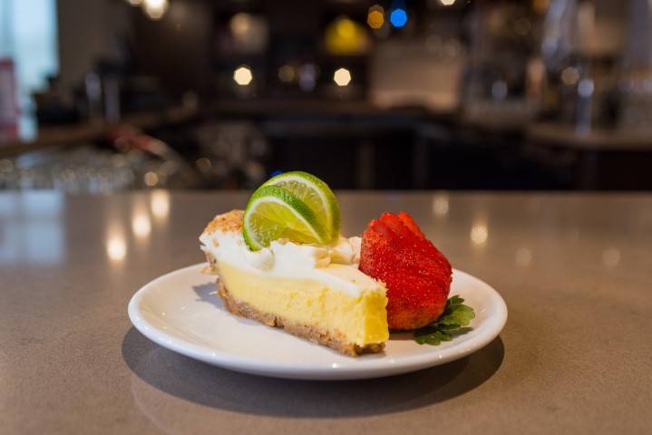 Route 66 Pub & Grill | restaurant | 3402 S Arizona Ave, Joplin, MO 64801, USA | 4176809306 OR +1 417-680-9306