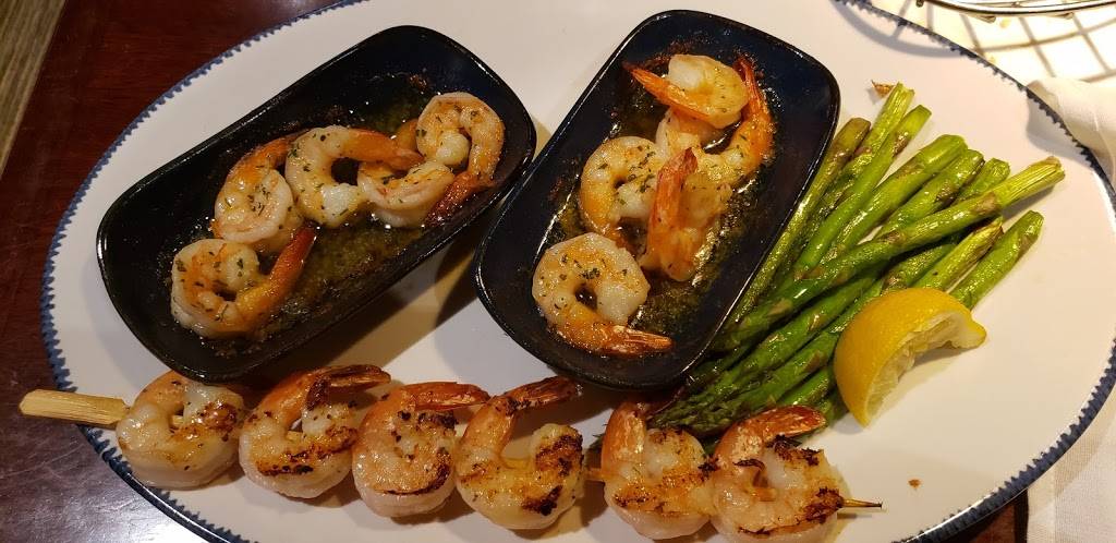 Red Lobster | restaurant | 5010 Express Dr S, Lake Ronkonkoma, NY 11779, USA | 6315802864 OR +1 631-580-2864