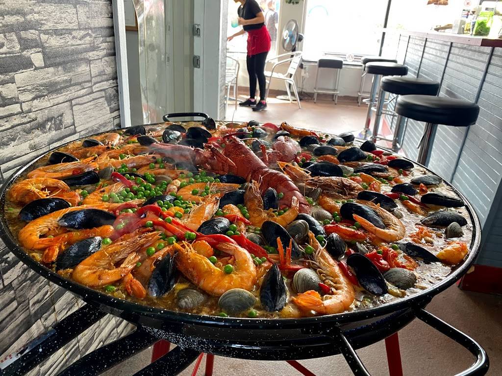 Cuba Cafe & Bakery | restaurant | 8471 NW South River Dr, Medley, FL 33166, USA | 3053949747 OR +1 305-394-9747