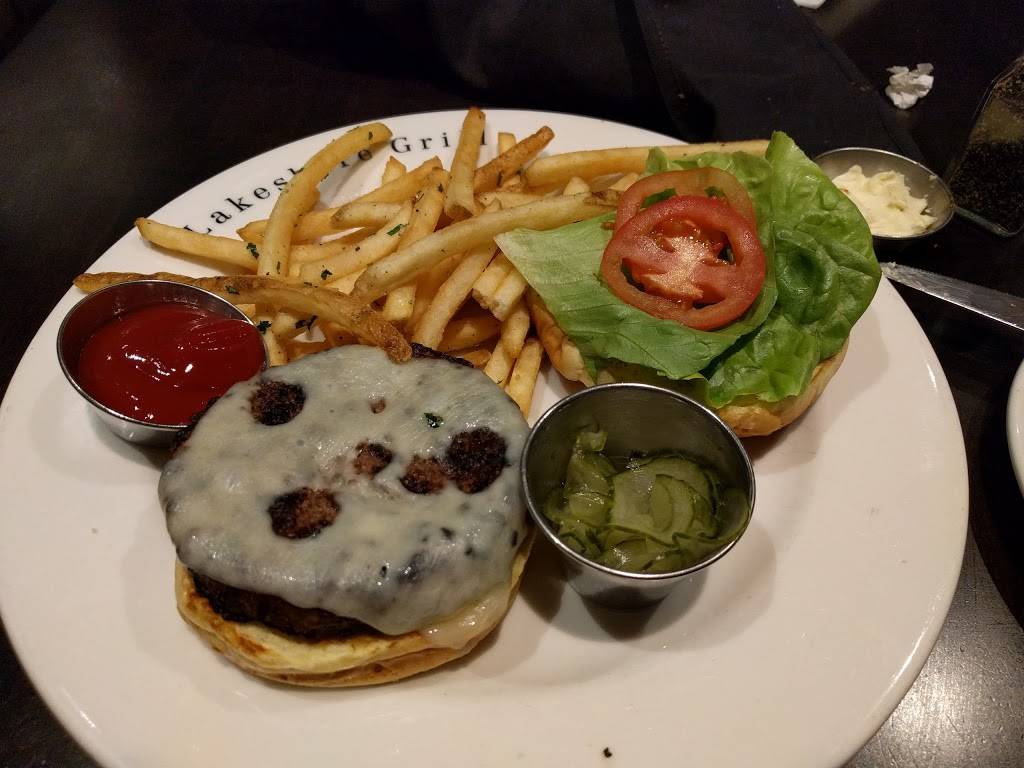 Lakeshore Grill (Macys Ridgedale) | restaurant | 12411 Wayzata Blvd, Minnetonka, MN 55305, USA | 9525916727 OR +1 952-591-6727