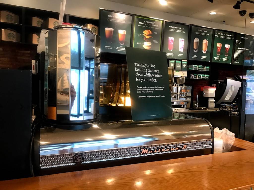 Starbucks | cafe | 3180 Tampa Rd, Oldsmar, FL 34677, USA | 8138187299 OR +1 813-818-7299