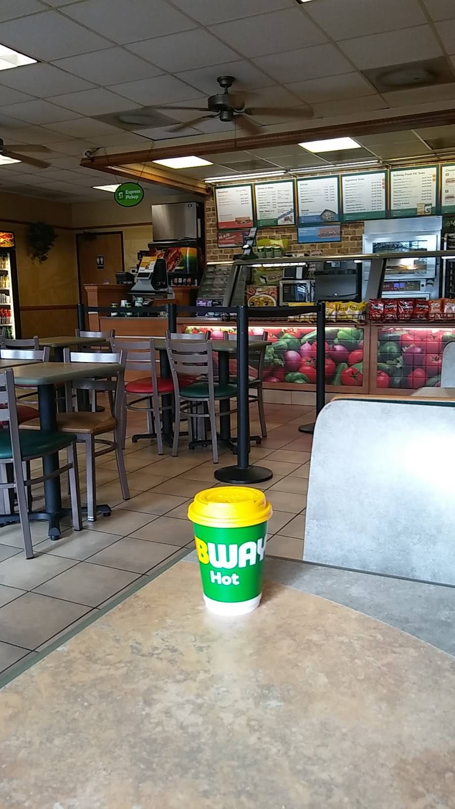 Subway Restaurants | restaurant | 4835 Calhoun Rd Suite D, Houston, TX 77004, USA | 2818886311 OR +1 281-888-6311