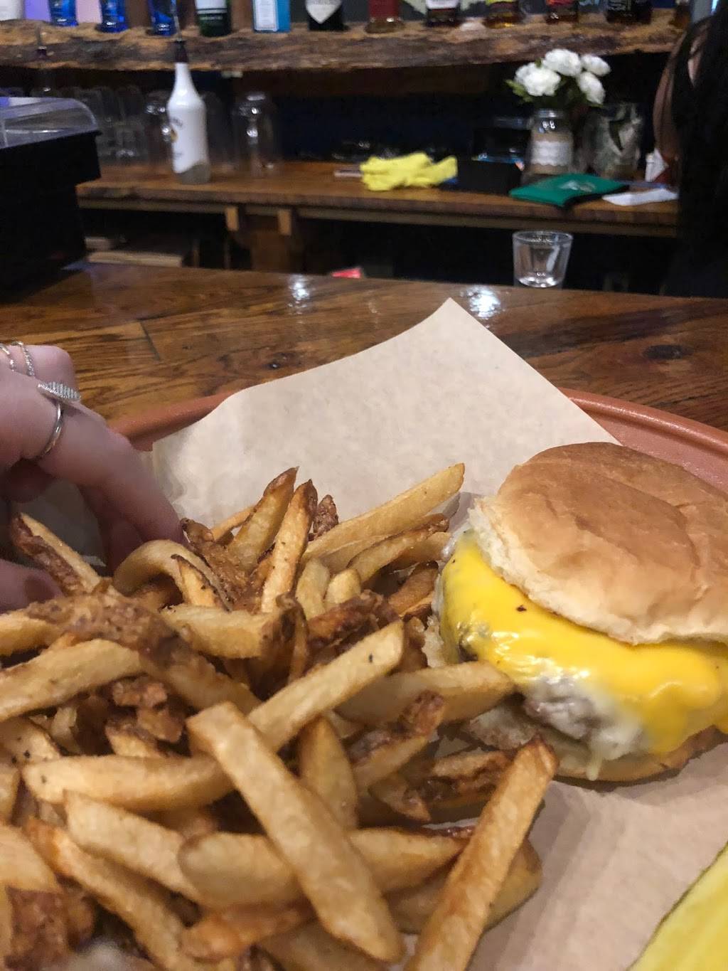 Almost Heaven Bar & Grill | restaurant | 374 High St, Morgantown, WV 26505, USA | 3049437377 OR +1 304-943-7377