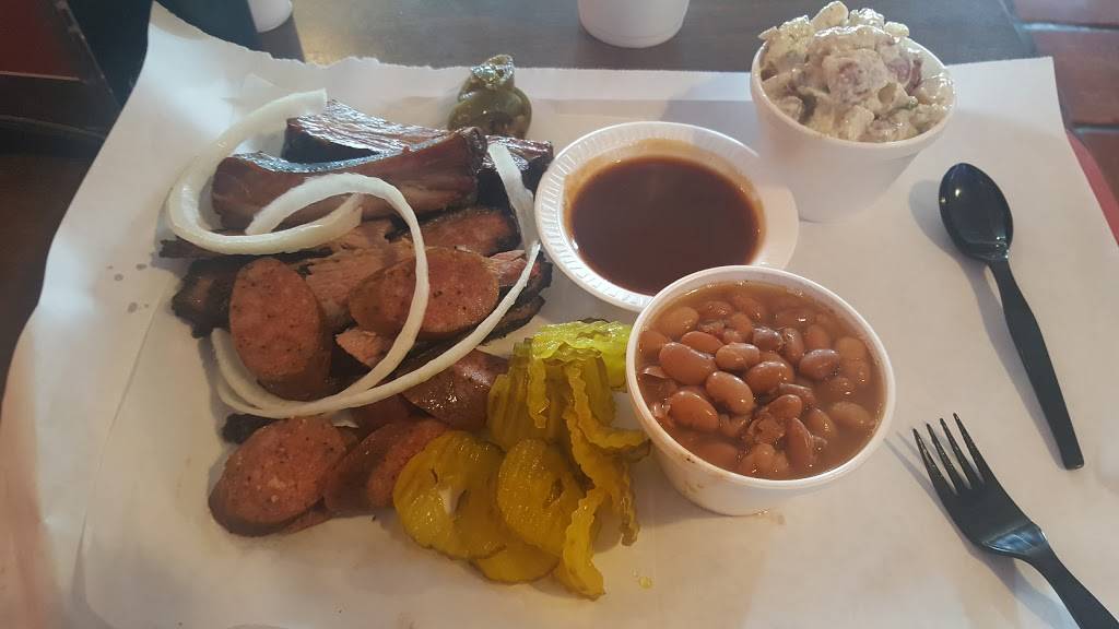 Chimney BBQ & Grill | restaurant | 8650 Spicewood Springs Rd #148, Austin, TX 78759, USA | 5122583063 OR +1 512-258-3063