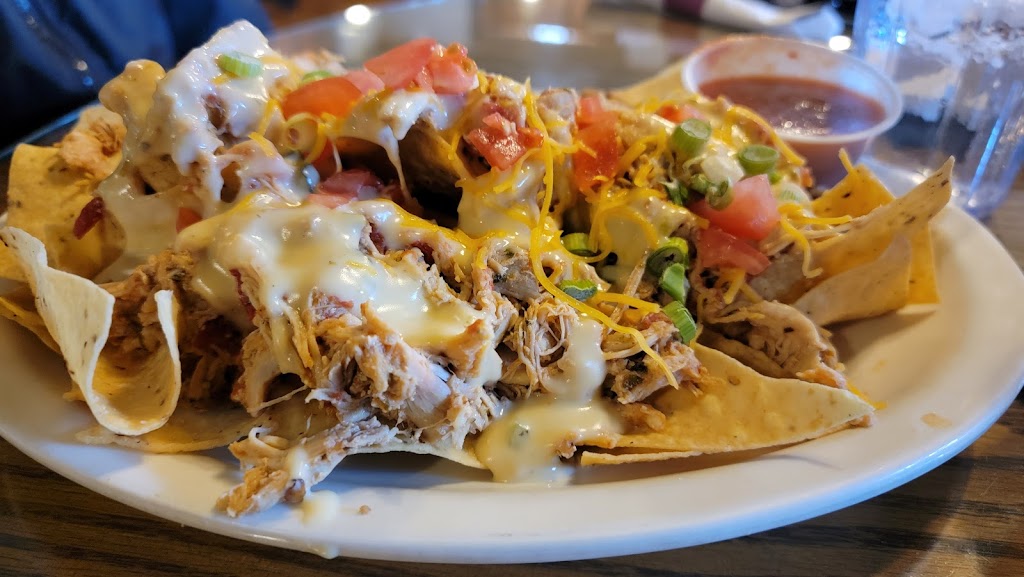 Central Station Bar & Grill | restaurant | 207 E Wyatt Earp Blvd, Dodge City, KS 67801, USA | 6202251176 OR +1 620-225-1176