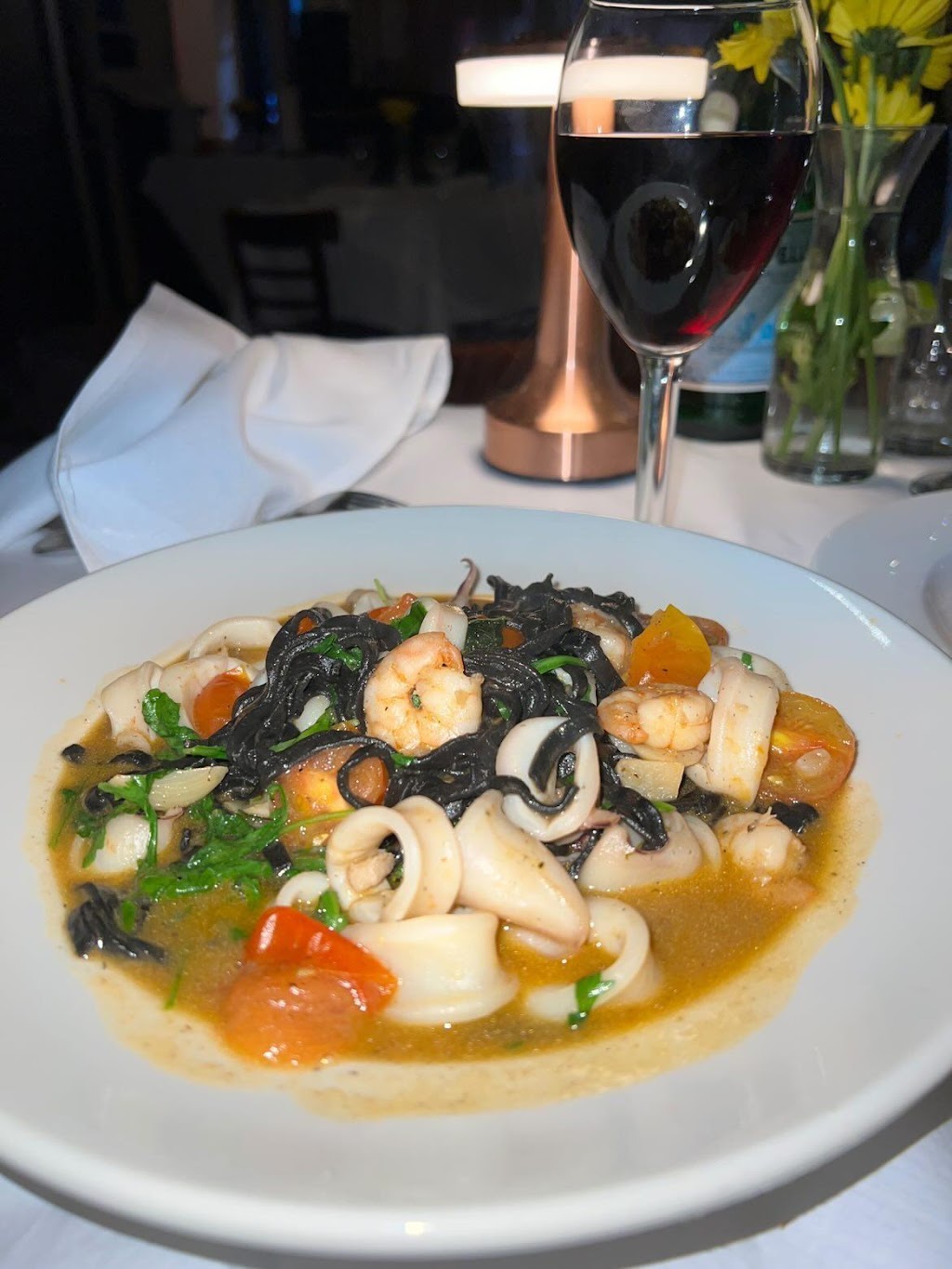 Finestra | restaurant | 1370 York Ave, New York, NY 10021, USA | 2127178595 OR +1 212-717-8595