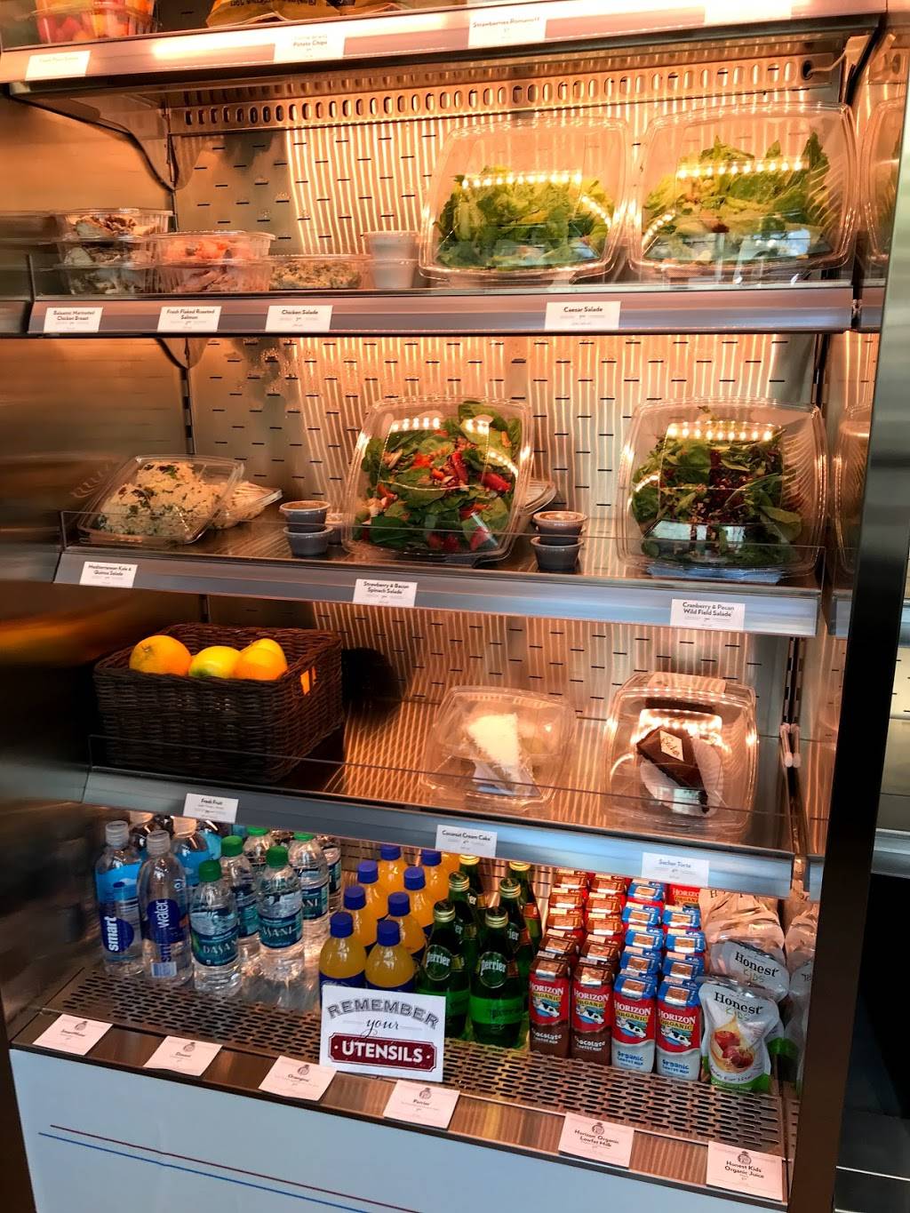 la Madeleine French Bakery & Café Phoenix | restaurant | 45 W Jefferson St, Phoenix, AZ 85003, USA | 4804368152 OR +1 480-436-8152