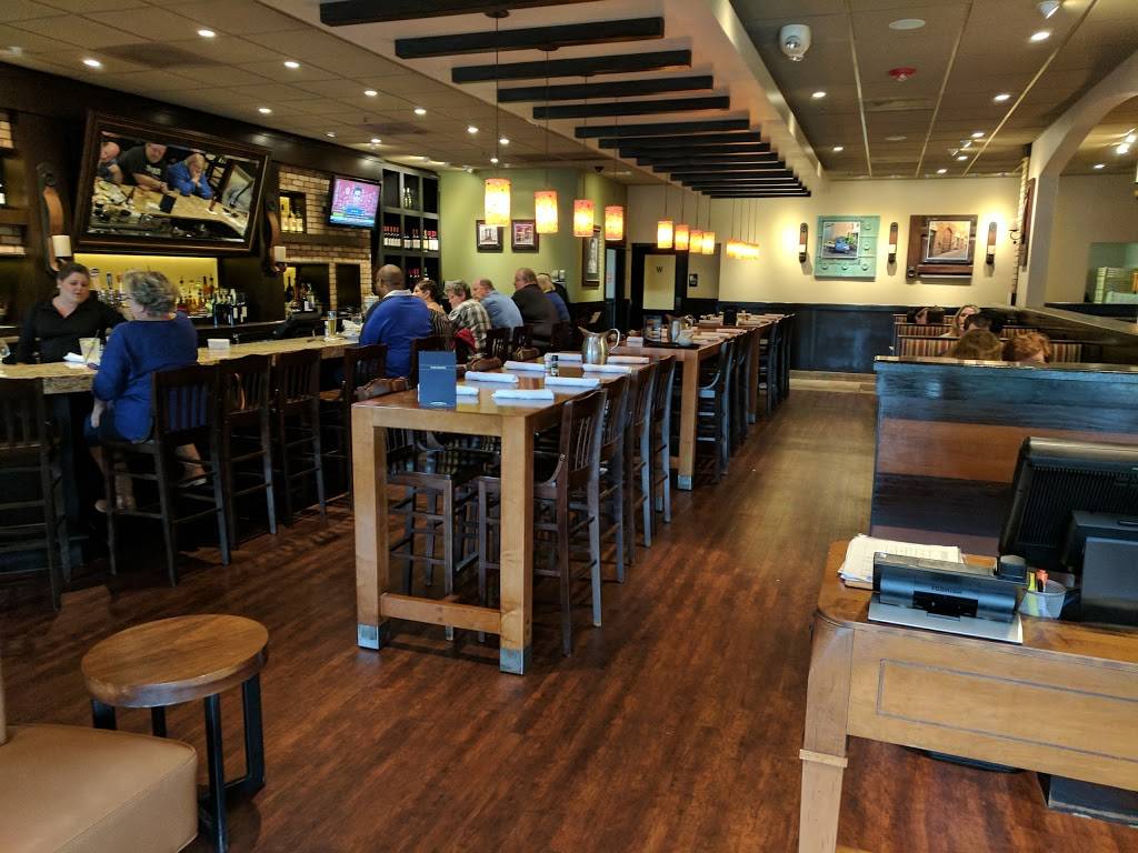 Carrabbas Italian Grill | restaurant | 8406 Blanding Blvd, Orange Park, FL 32073, USA | 9047772225 OR +1 904-777-2225