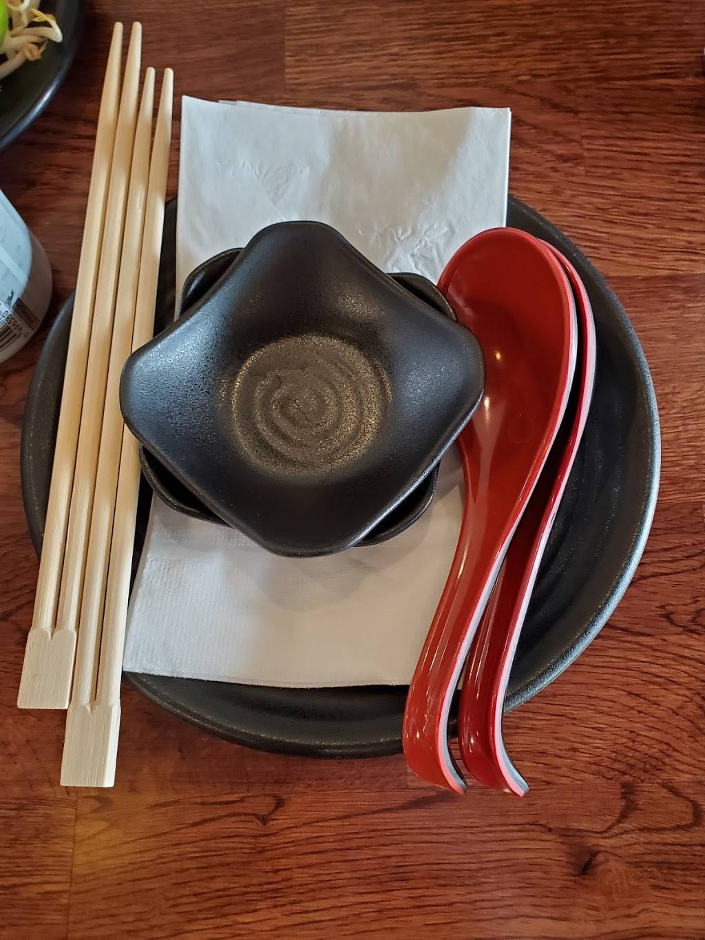 Feu Noodle Bar | restaurant | 1456 S Harbor Blvd, La Habra, CA 90631, USA | 7145193877 OR +1 714-519-3877