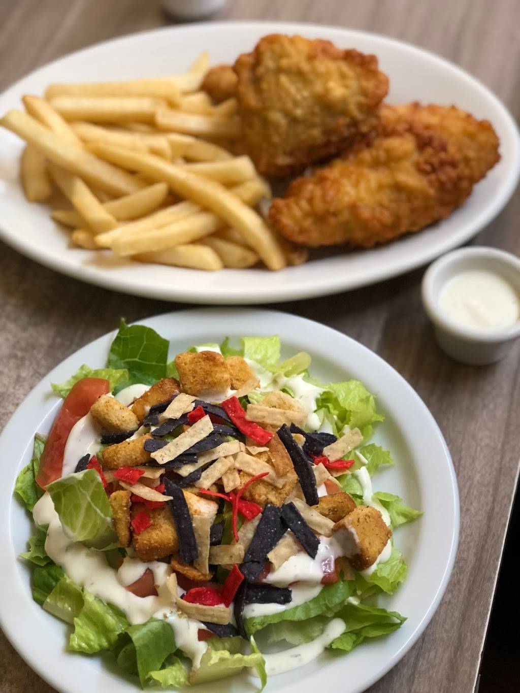 Monte Carlo Cafe | restaurant | 109 E 5th St, Los Angeles, CA 90013, USA | 2132657911 OR +1 213-265-7911