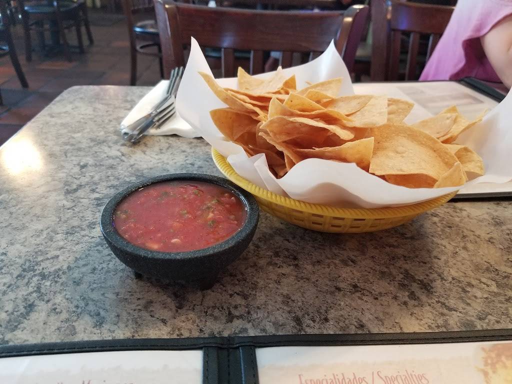 Vallarta Restaurant | restaurant | 563 Ventura St, Fillmore, CA 93015, USA | 8055243835 OR +1 805-524-3835