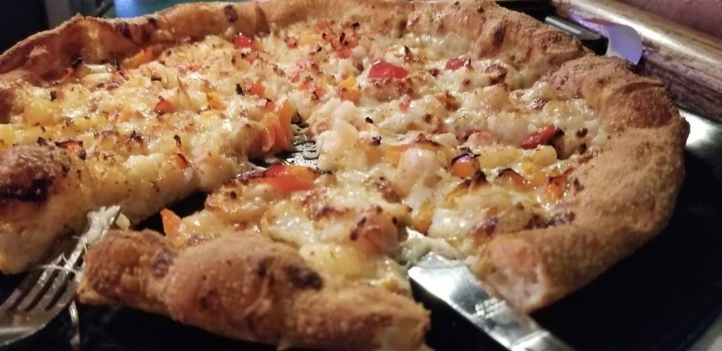 Maple City Taps And Eatery | restaurant | 11095 Chardon Rd, Chardon, OH 44024, USA | 4402859953 OR +1 440-285-9953