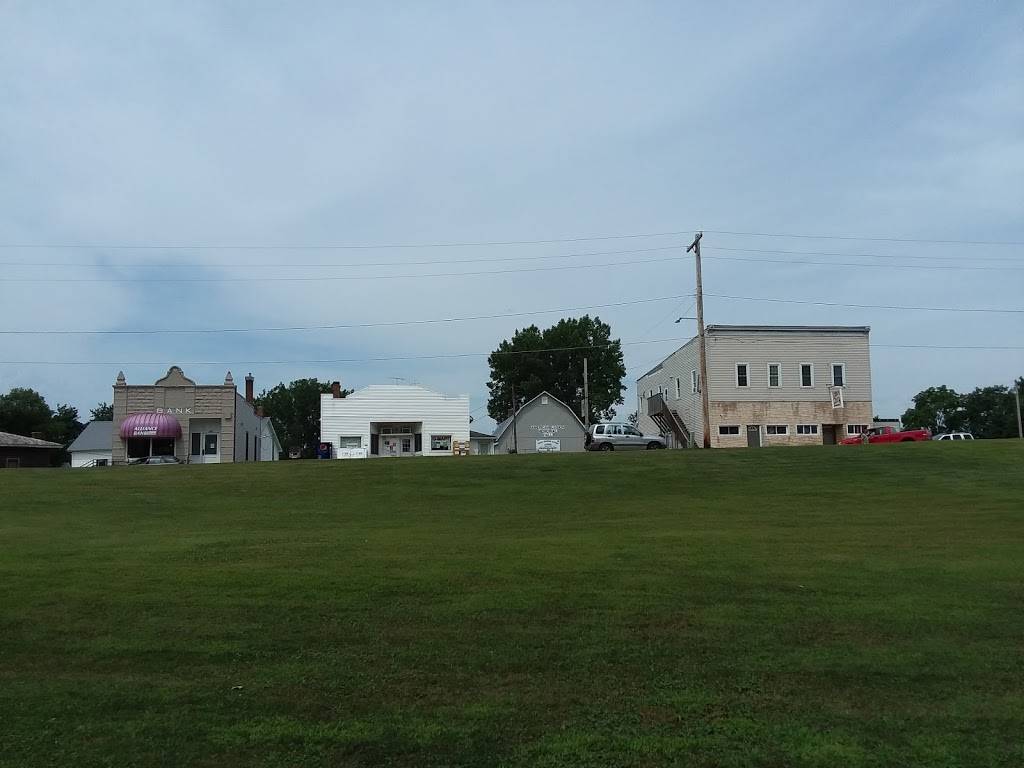 LeeBos | restaurant | S875 State Road 88, Mondovi, WI 54755, USA | 7159463504 OR +1 715-946-3504