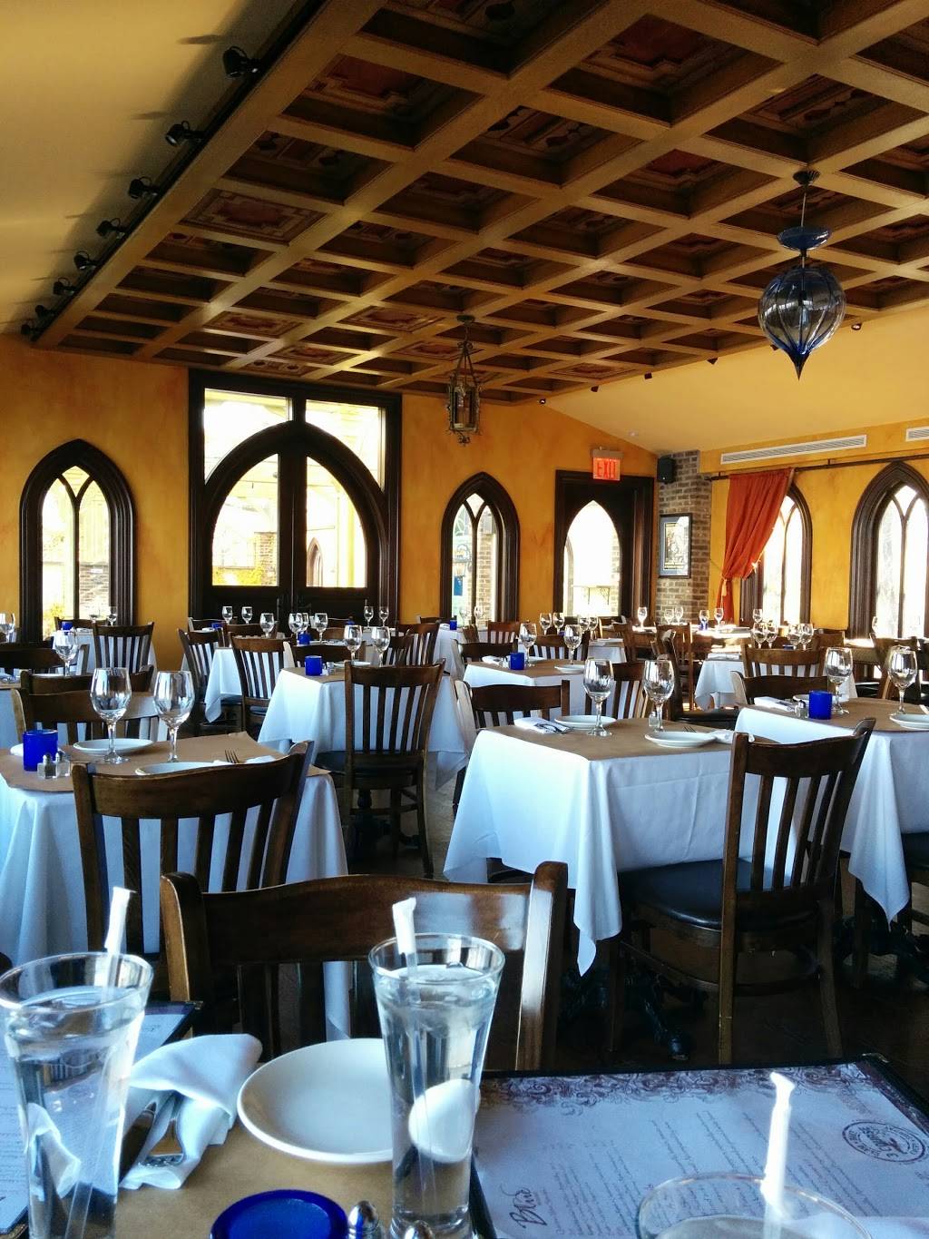 Blue | restaurant | 1115 Richmond Terrace, Staten Island, NY 10310, USA | 7182737777 OR +1 718-273-7777