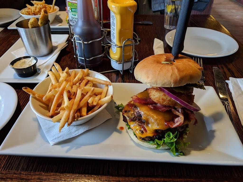 Crabby Joes Bar • Grill | restaurant | 456 Fairview Dr, Brantford, ON N3R 7A9, Canada | 5197580100 OR +1 519-758-0100