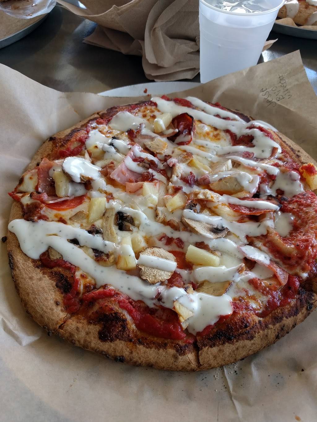 urban bricks pizza | restaurant | 10650 Culebra Rd, San Antonio, TX 78251, USA | 2106801111 OR +1 210-680-1111