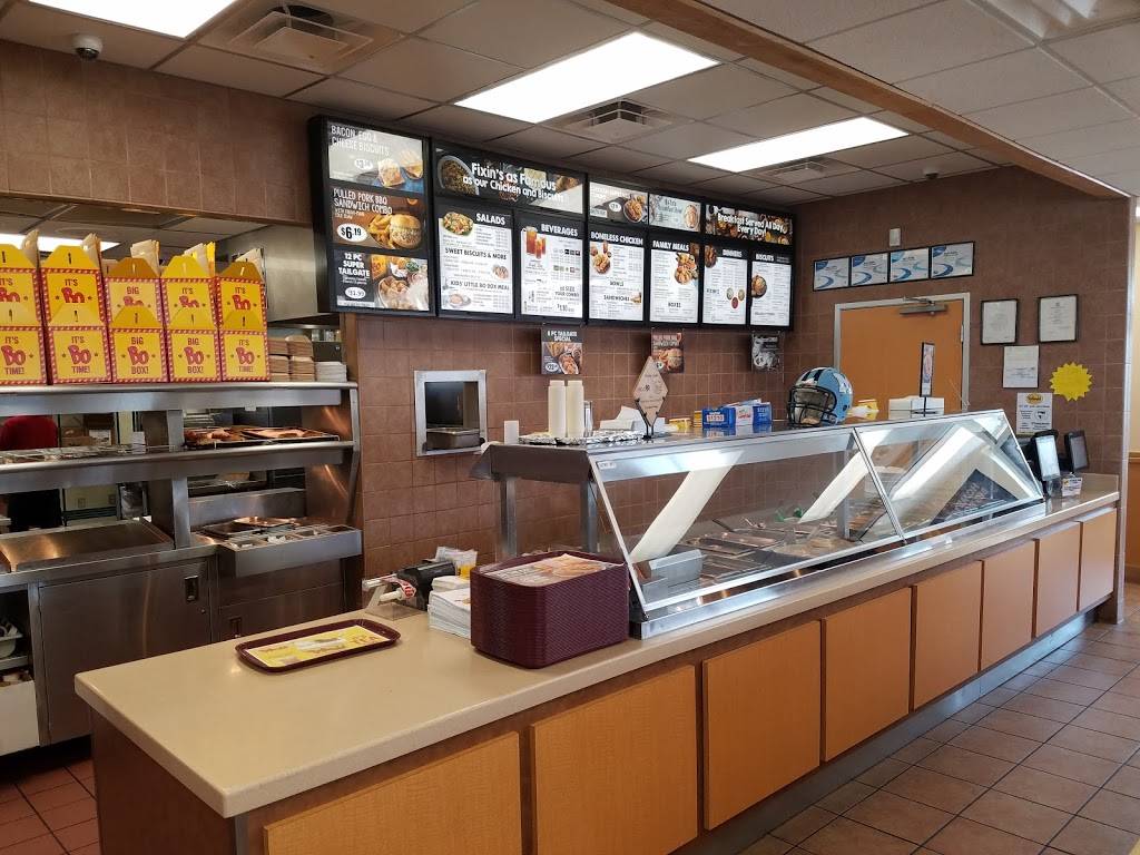 Bojangles Famous Chicken n Biscuits | restaurant | 191 Gateway Dr, Winchester, VA 22603, USA | 5404508646 OR +1 540-450-8646
