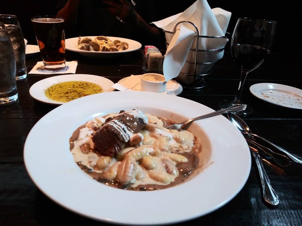 Carleys Ristorante | restaurant | 204 Locust St, Harrisburg, PA 17101, USA | 7179099191 OR +1 717-909-9191