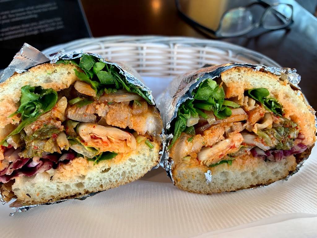 Bobos Bistro | restaurant | 600 York St, San Francisco, CA 94110, USA | 4156587274 OR +1 415-658-7274