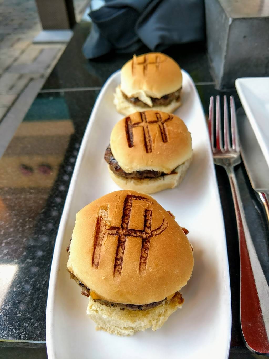 The Pour House | night club | 855 East Ave #270, Chico, CA 95926, USA | 5308933000 OR +1 530-893-3000