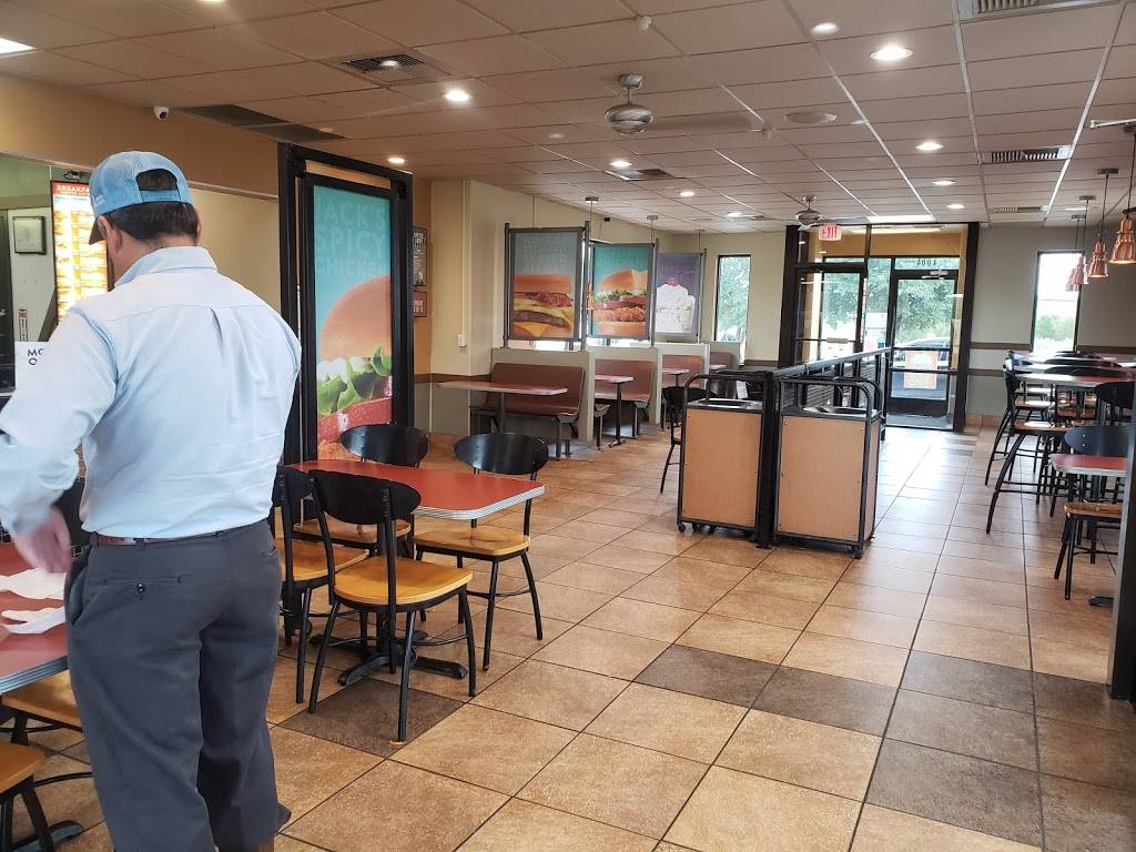 Jack in the Box | restaurant | 4004 S Belt Line Rd, Grand Prairie, TX 75052, USA | 9726423330 OR +1 972-642-3330