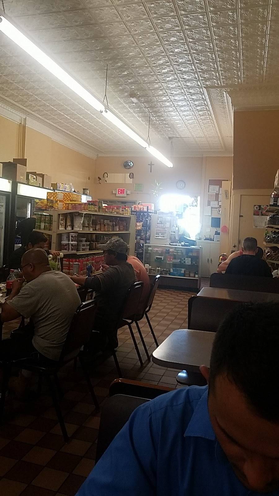 El Olmito Mexican Grocery | restaurant | 502 Mulberry Ave, Muscatine, IA 52761, USA | 5632642094 OR +1 563-264-2094