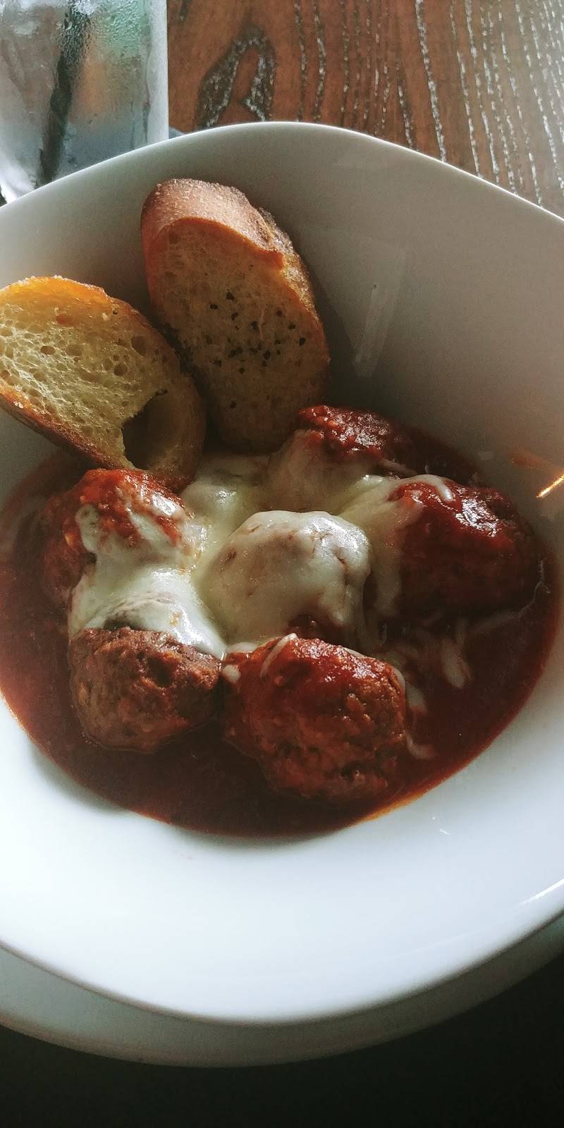 Bungalow Retreat | restaurant | 1109 International Pkwy Suite 1651, Lake Mary, FL 32746, USA | 4073786905 OR +1 407-378-6905